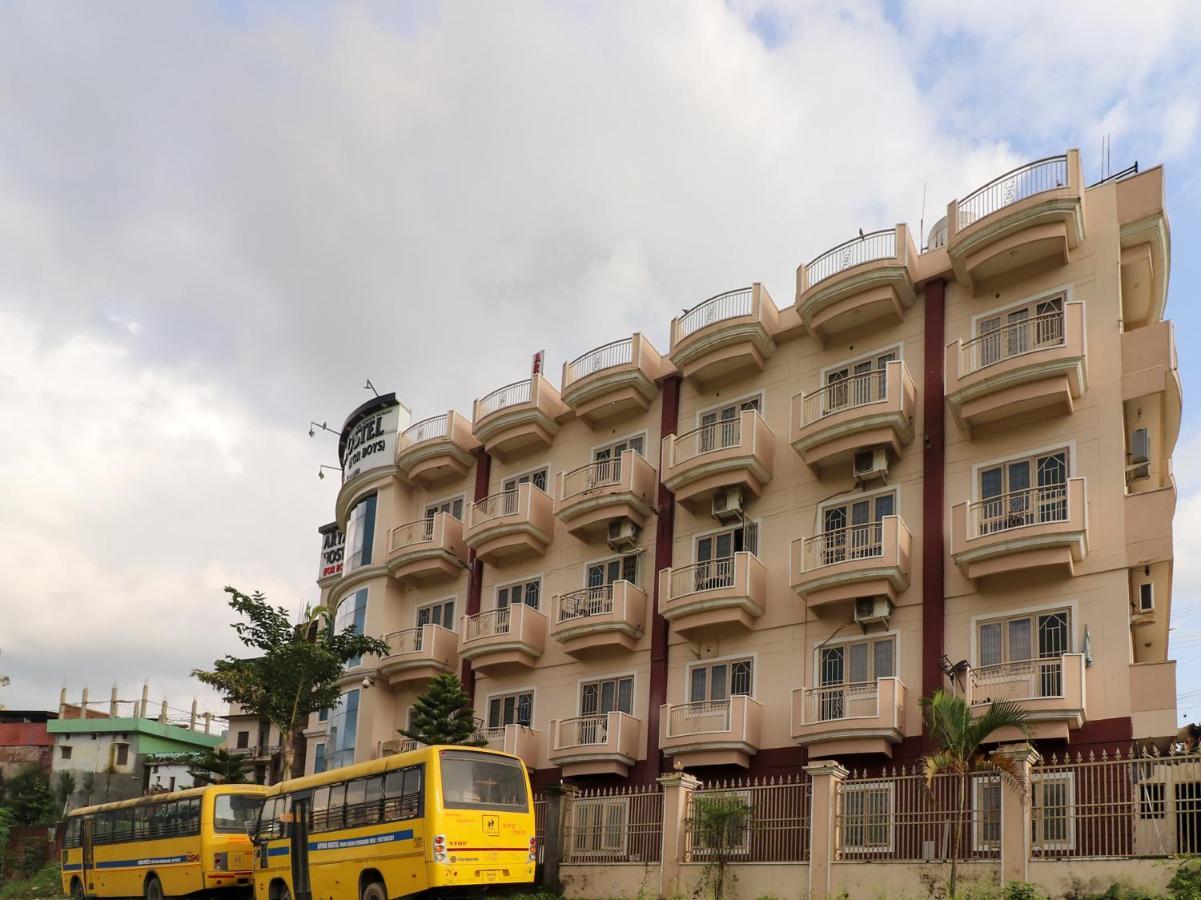 Spot On 82236 Aryan Home Stay Jhājra Exterior photo