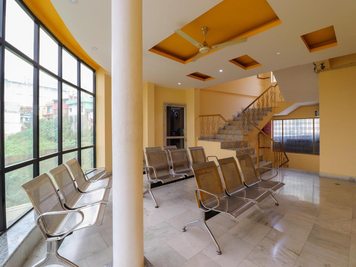 Spot On 82236 Aryan Home Stay Jhājra Exterior photo
