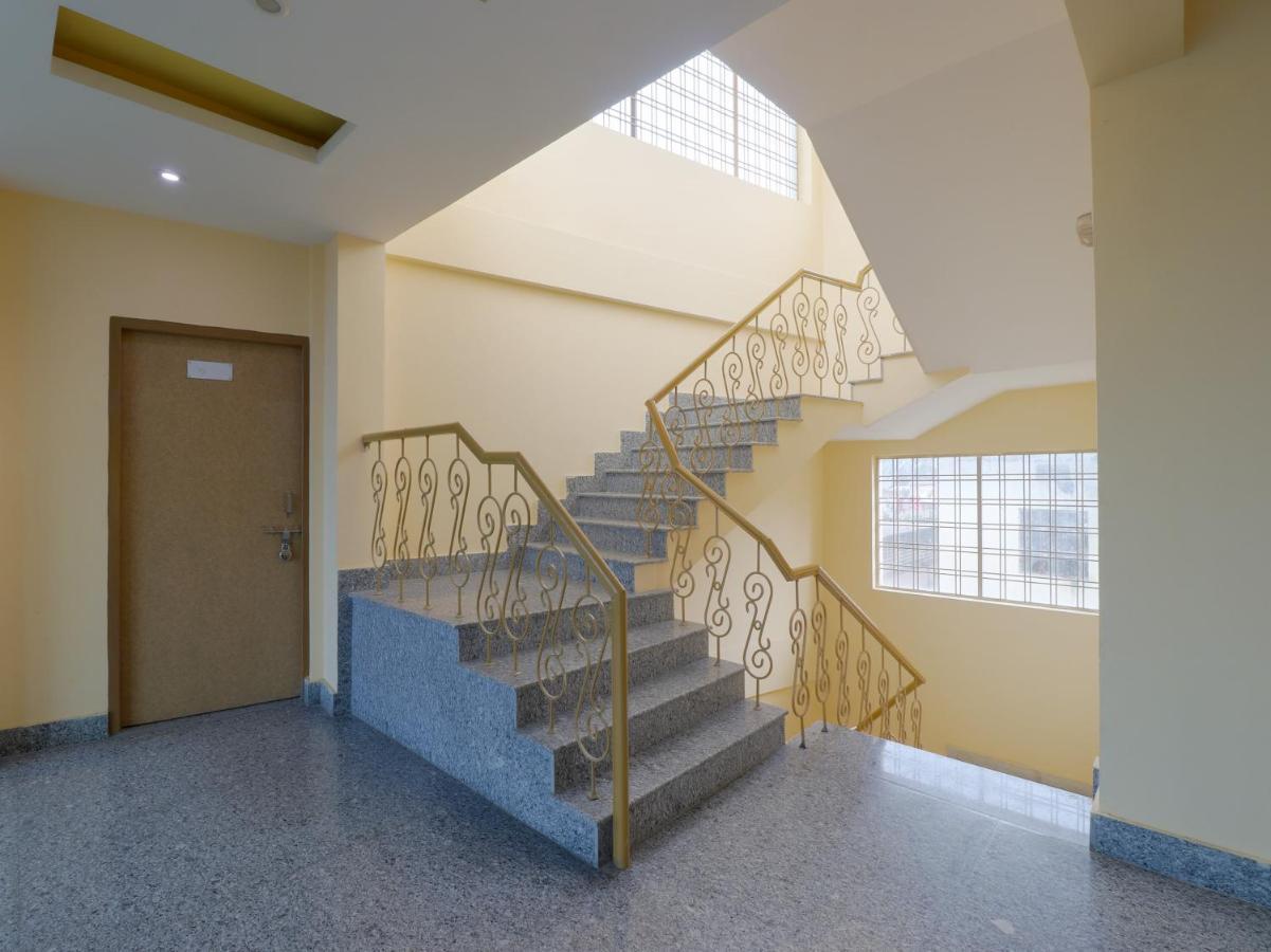 Spot On 82236 Aryan Home Stay Jhājra Exterior photo