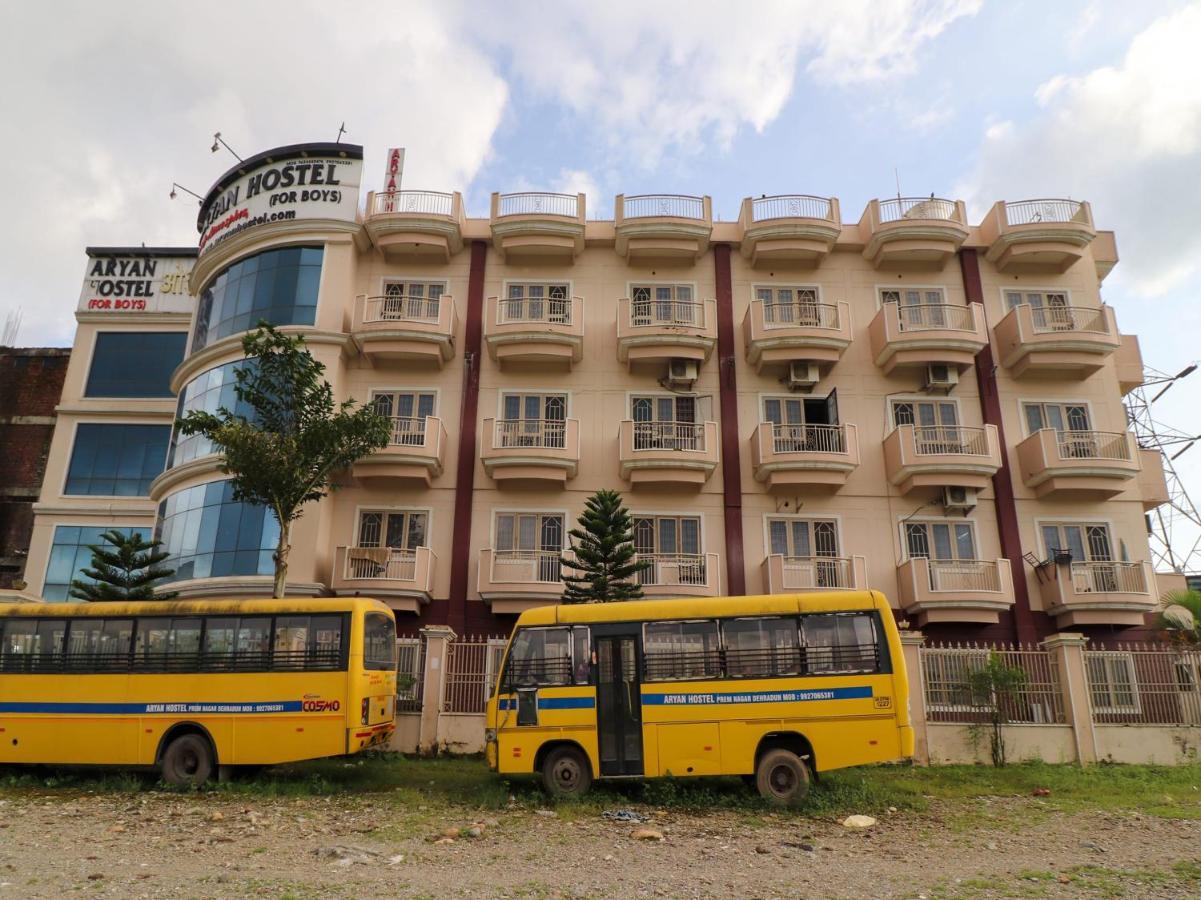 Spot On 82236 Aryan Home Stay Jhājra Exterior photo